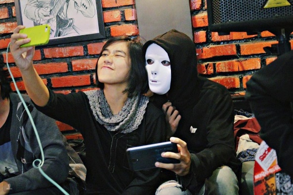 adilla nm  © 2016 brilio.net