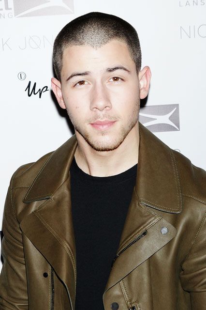 sampingan artis © 2016 brilio.net sampingan artis © 2016 brilio.net