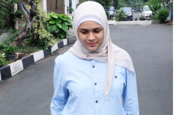 Di akhir Ramadan, Nycta Gina putuskan kenakan hijab!