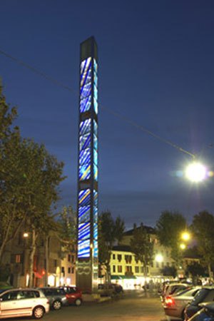 bentuk tower seluler © 2016 brilio.net