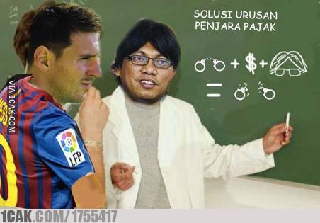 7 Meme kocak 'Messi dipenjara', duh nggak tega deh! 