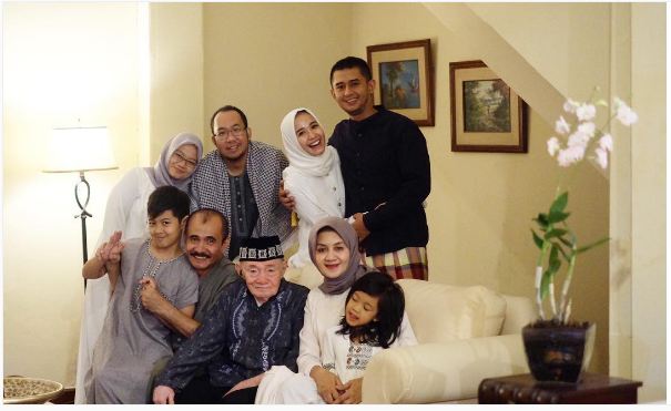 lebaran keluarga artis © 2016 brilio.net