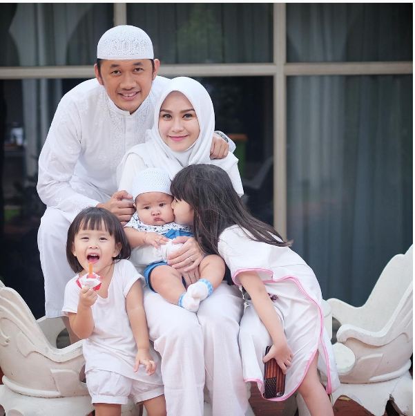 lebaran keluarga artis © 2016 brilio.net