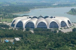 Ssstt... Korea Utara punya stadion terbesar dunia, ini foto-fotonya! 