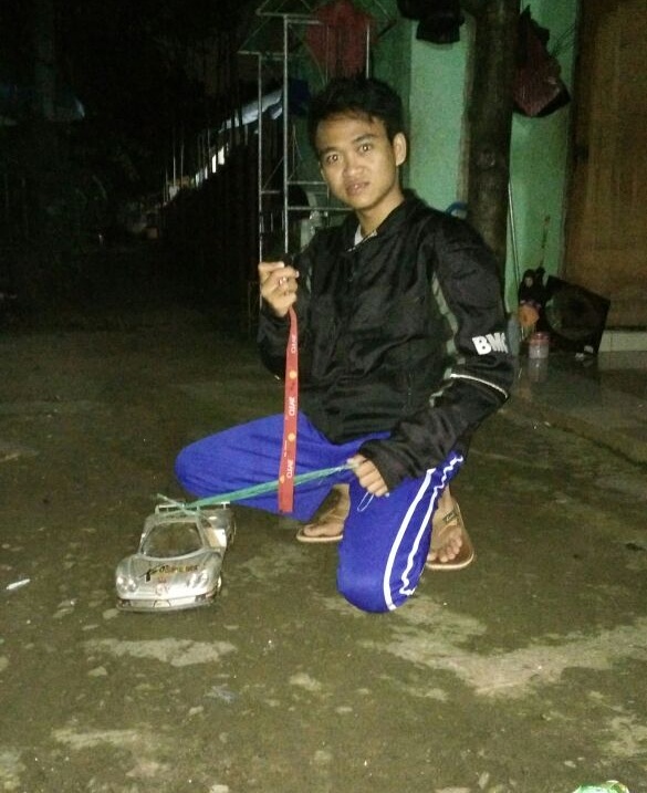 sindir MLM © 2016 brilio.net sindir MLM © 2016 brilio.net