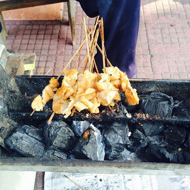 jajanan pinggir sekolah © 2016 brilio.net