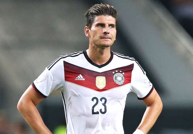 ritual pemain bola © 2016 brilio.net ritual pemain bola © 2016 brilio.net