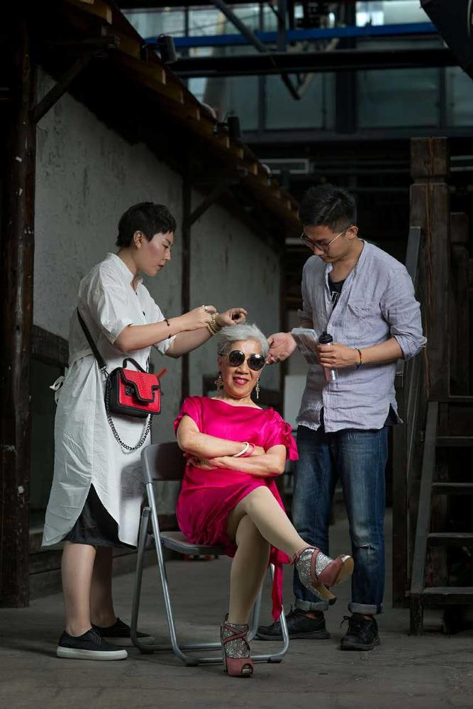 Nenek ini mendadak jadi duta fashion usai fotonya viral di medsos