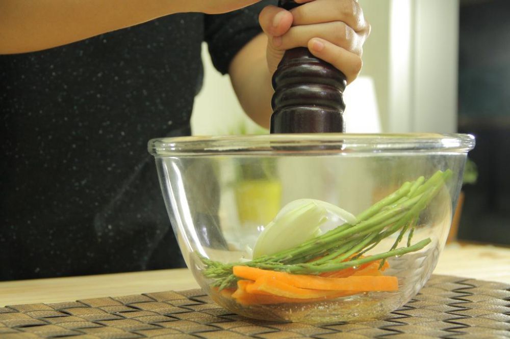 Mau makan sehat sehabis lebaran? Bikin ayam parmesan asparagus yuk!