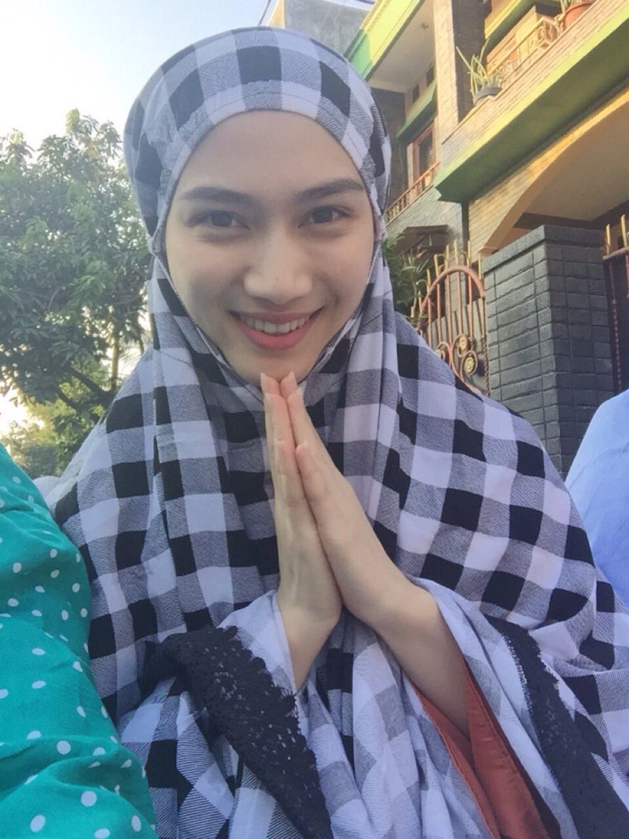 jkt48 berhijab © 2016 brilio.net jkt48 berhijab © 2016 brilio.net