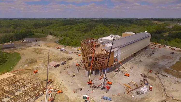 foto replika perahu nabi nuh ini bikin berdecak kagum © 2016 brilio.net