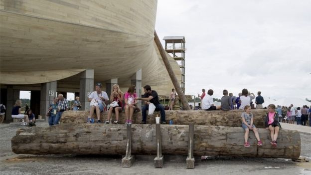foto replika perahu nabi nuh ini bikin berdecak kagum © 2016 brilio.net