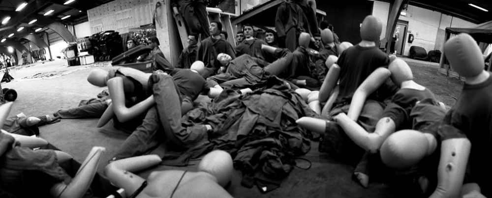 trik kerumunan film © 2016 brilio.net