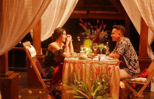 10 Foto babymoon Andhika-Ussy di Bali ini romantis banget, bikin iri!