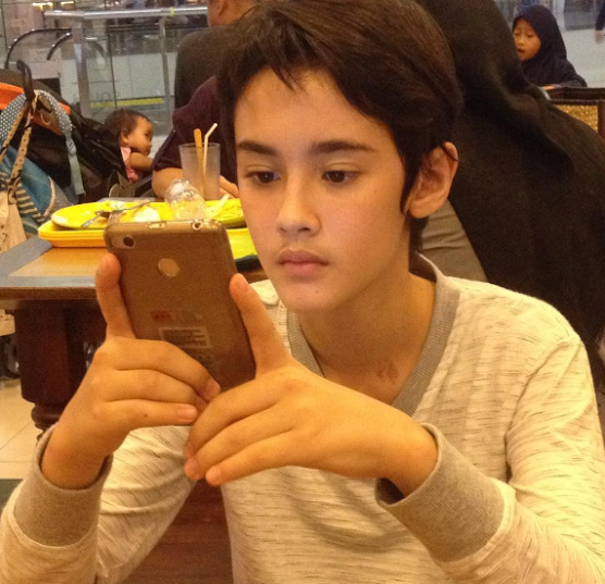 15 Foto Cole Gribble, artis cilik pendatang baru yang ...