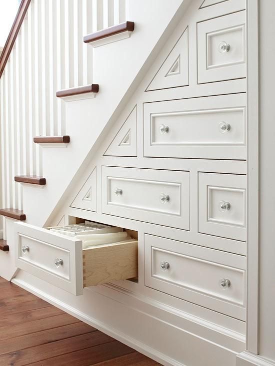 bawah tangga © 2016 brilio.net