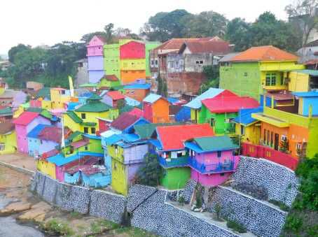 Kampung warna warni di Malang ini keren, jalan-jalan yuk!