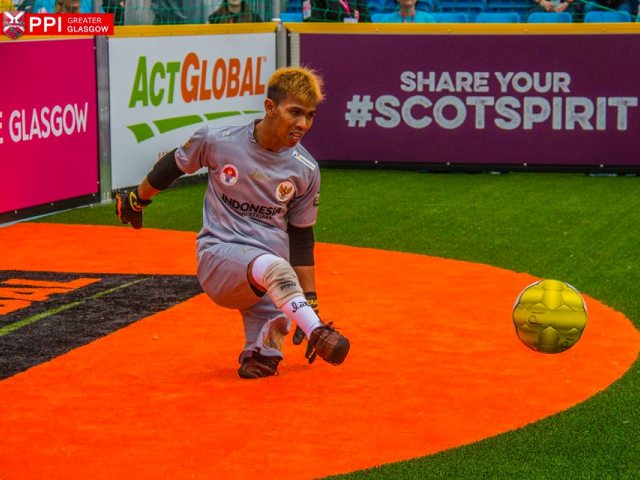 Eman Sulaeman, kiper tanpa kaki asal Indonesia yang memukau dunia