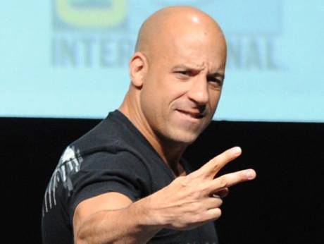 artis botak ganteng © 2016 brilio.net artis botak ganteng © 2016 brilio.net