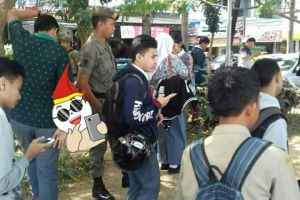 Bolos sekolah demi cari Pokemon, sejumlah pelajar ketangkap Satpol PP