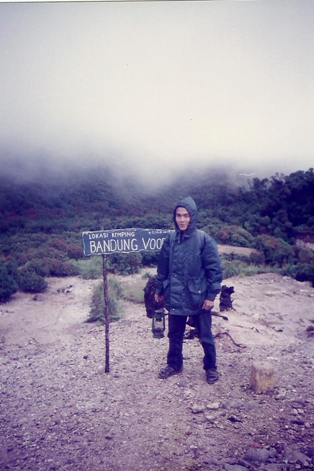 foto langka pendaki gunung di indonesia © 2016 brilio.net