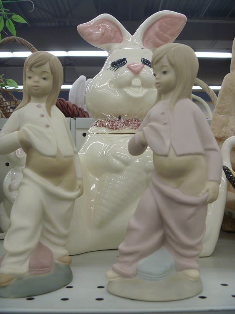 barang obralan ini aneh banget © 2016 brilio.net