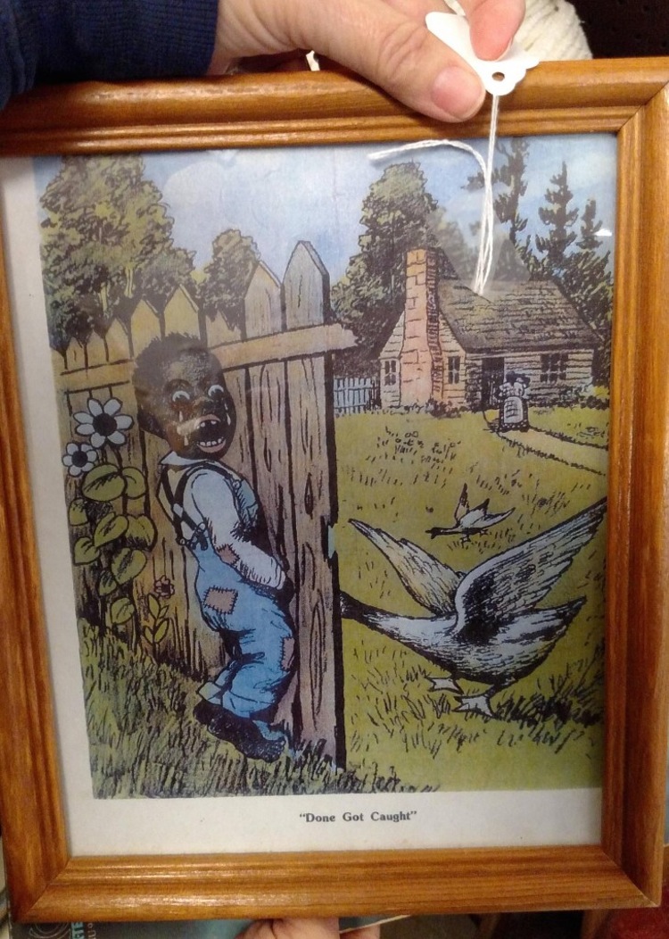 barang obralan ini aneh banget © 2016 brilio.net