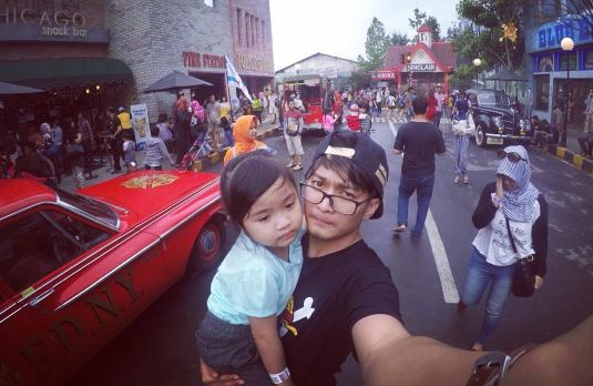 10 Video guyonan ala paman & keponakan ini kocak, bikin ketawa ngakak!