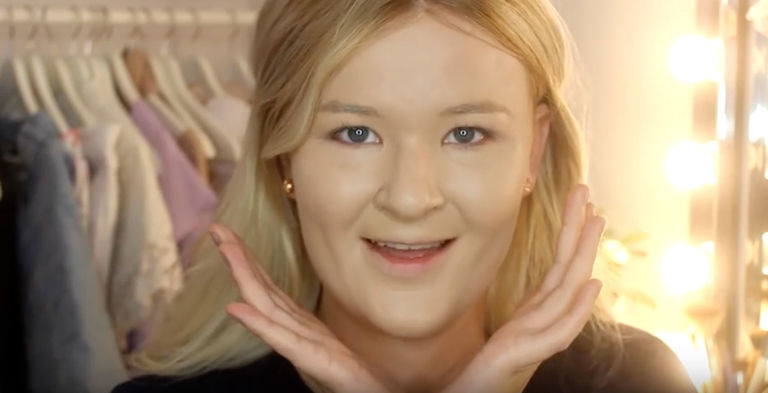 100 foundation © 2016 brilio.net