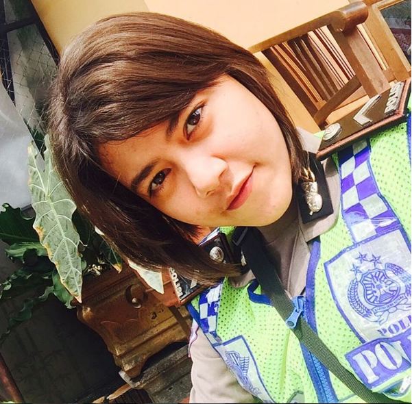 foto cantik polwan yang hebohkan netizen © 2016 brilio.net