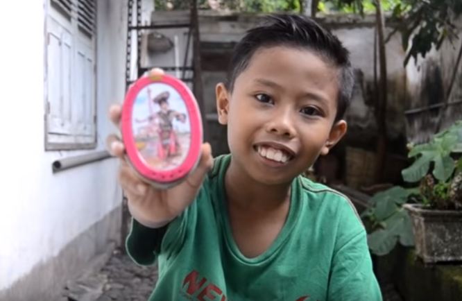 bocah promosikan pomade ini dijamin hibur kamu © 2016 brilio.net bocah promosikan pomade ini dijamin hibur kamu © 2016 brilio.net