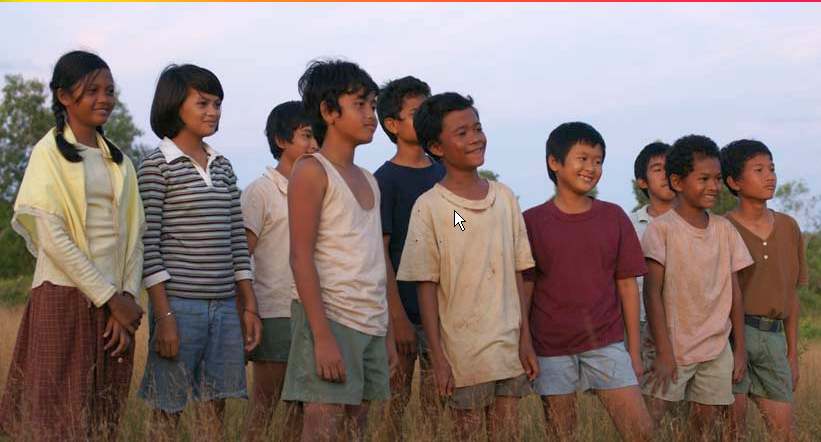 flo laskar pelangi © 2016 brilio.net