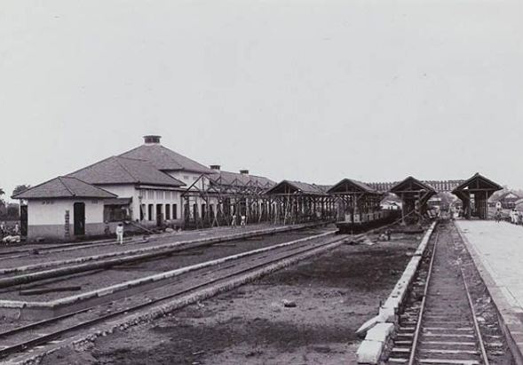 foto langka sejarah kereta api indonesia © 2016 brilio.net foto langka sejarah kereta api indonesia © 2016 brilio.net