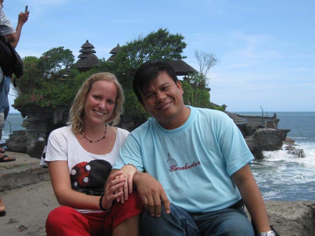 foto bareng bule © 2016 brilio.net