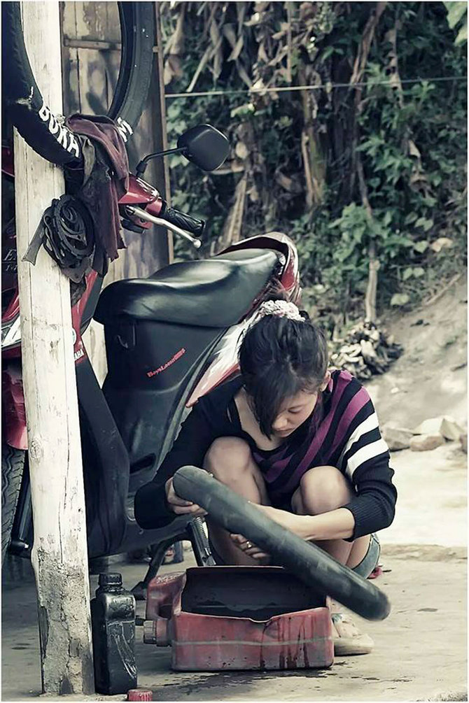 15 montir cantik © 2016 brilio.net 15 montir cantik © 2016 brilio.net