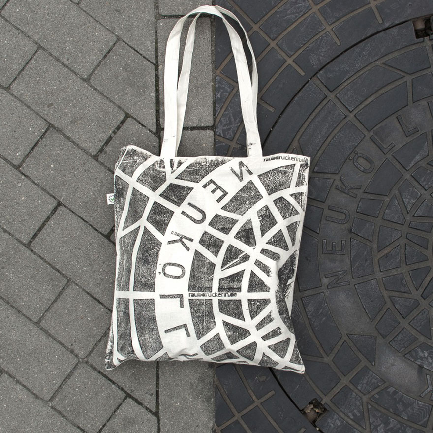 kaus gorong-gorong © 2016 brilio.net kaus gorong-gorong © 2016 brilio.net