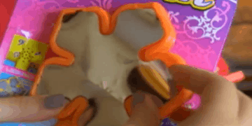 mainan seram revisi  © 2016 brilio.net