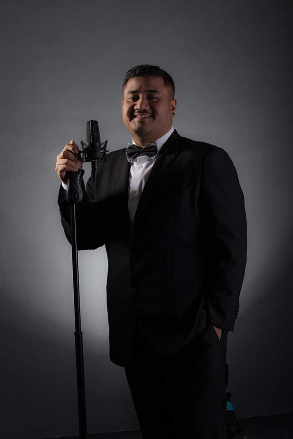 mike © 2016 brilio.net mike © 2016 brilio.net