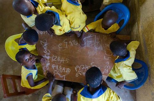 tawa di sekolah © 2016 brilio.net tawa di sekolah © 2016 brilio.net