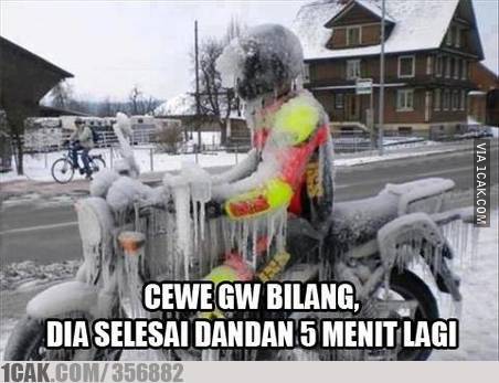meme nunggu cewek dandan 1-10 © 2016 brilio.net