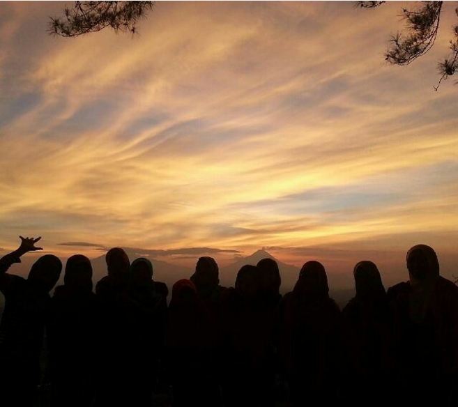 8 Spot menikmati sunrise paling keren di sekitar Borobudur!