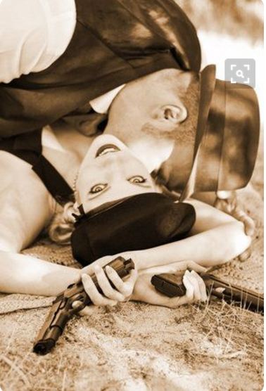 prewedding ala mafia 1-15 © 2016 brilio.net prewedding ala mafia 1-15 © 2016 brilio.net