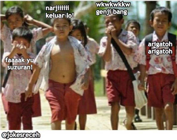 pelesetan obrolan di kelas 1-16 © 2016 brilio.net