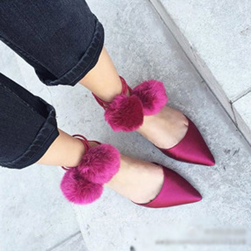 fashion pom-pom © 2016 brilio.net fashion pom-pom © 2016 brilio.net