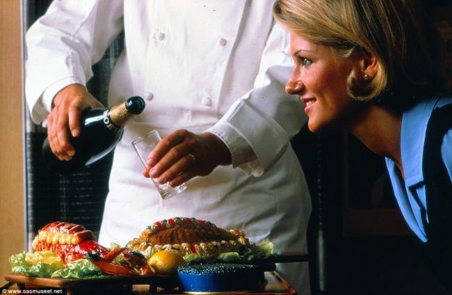 sajian pesawat 1960 © 2016 brilio.net