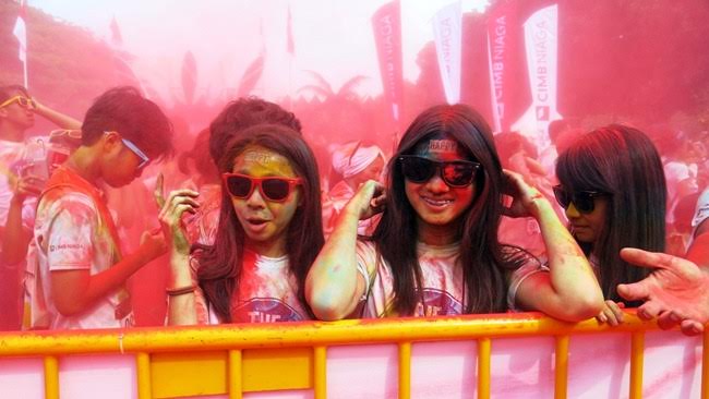 Color Run CIMB Niaga © 2016 brilio.net