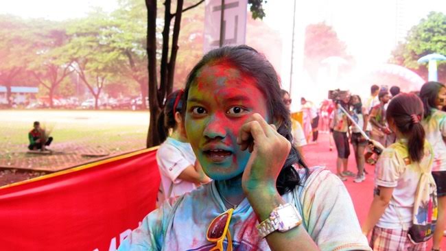 Color Run CIMB Niaga © 2016 brilio.net