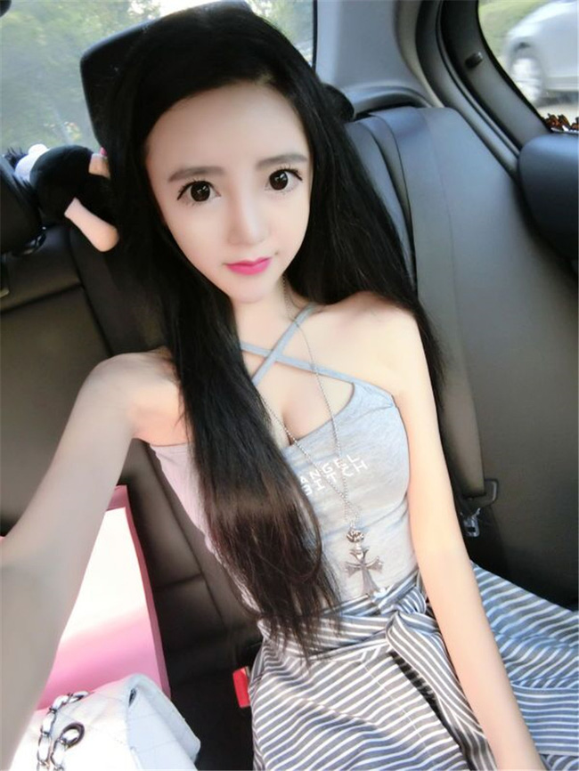 Gadis berbadan tipis © 2016 brilio.net Gadis berbadan tipis © 2016 brilio.net