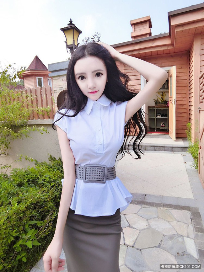 Gadis berbadan tipis © 2016 brilio.net Gadis berbadan tipis © 2016 brilio.net