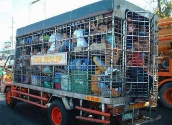 kelebihan muatan banget © 2016 brilio.net